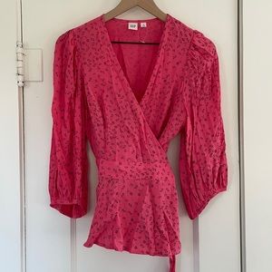 Surplice wrap top in pink